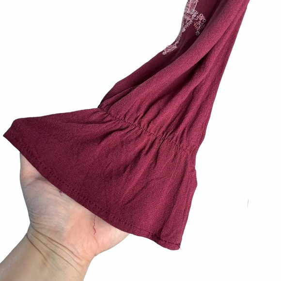 Alpha Amour Maroon Cold Shoulder Tassel Flare Sleeve Ruffle Hem Blouse - Picture 4 of 10